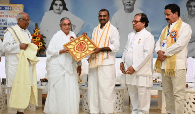 Society will be healthy and happy only by promoting positive news: Union Minister Dr. Murugan