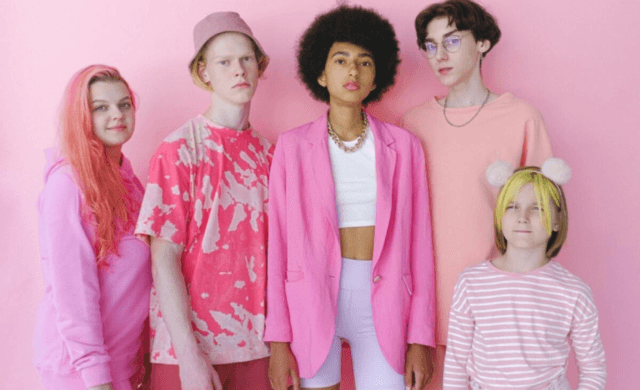 Groovy Threads: A Look Back at 90s Fashion