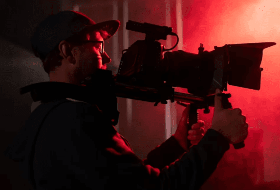 ESSENTIAL TIPS FOR CHOOSING THE BEST CORPORATE VIDEOGRAPHER IN DUBAI